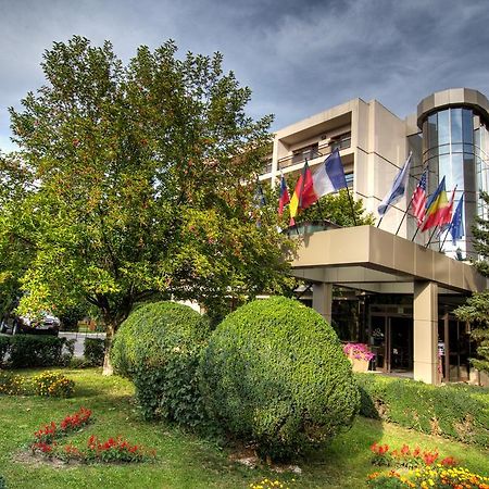 Hotel Dumbrava Bacău Eksteriør billede