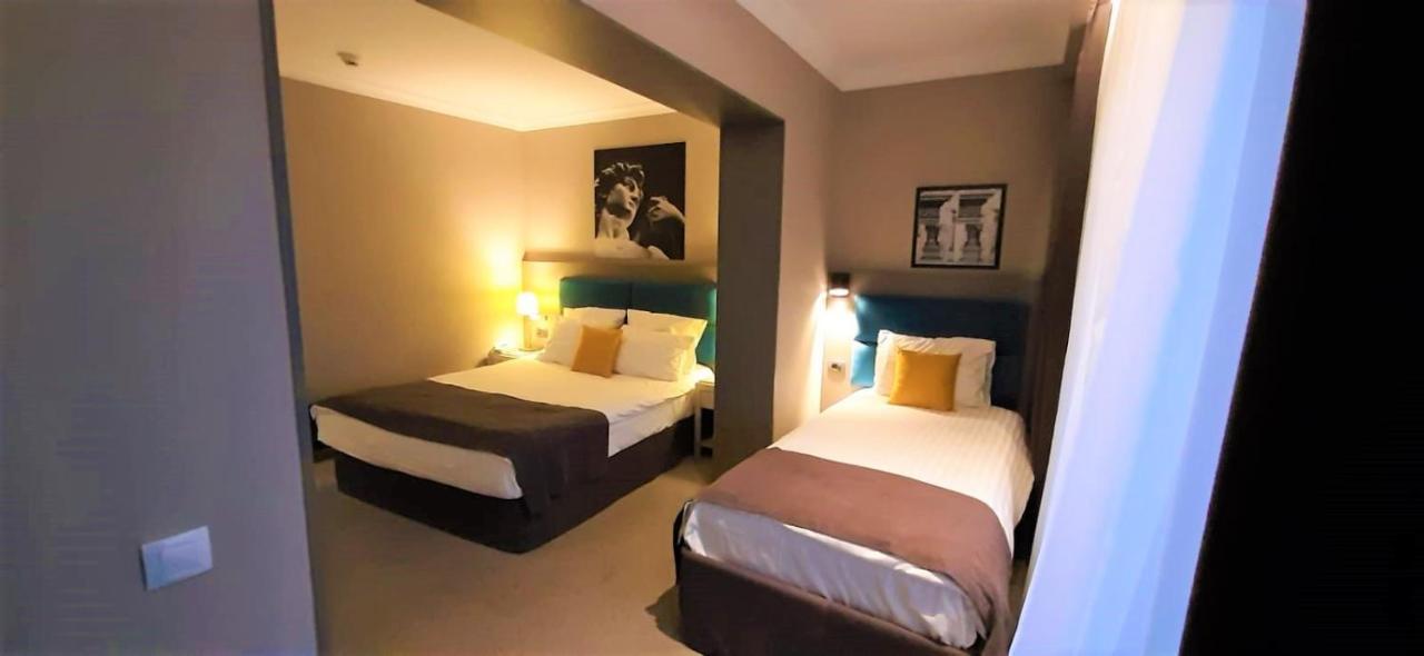 Hotel Dumbrava Bacău Eksteriør billede