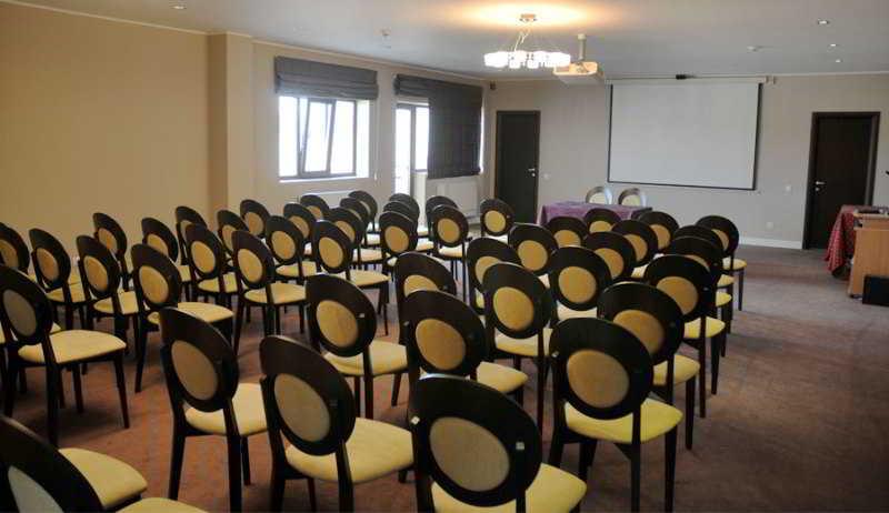 Hotel Dumbrava Bacău Eksteriør billede