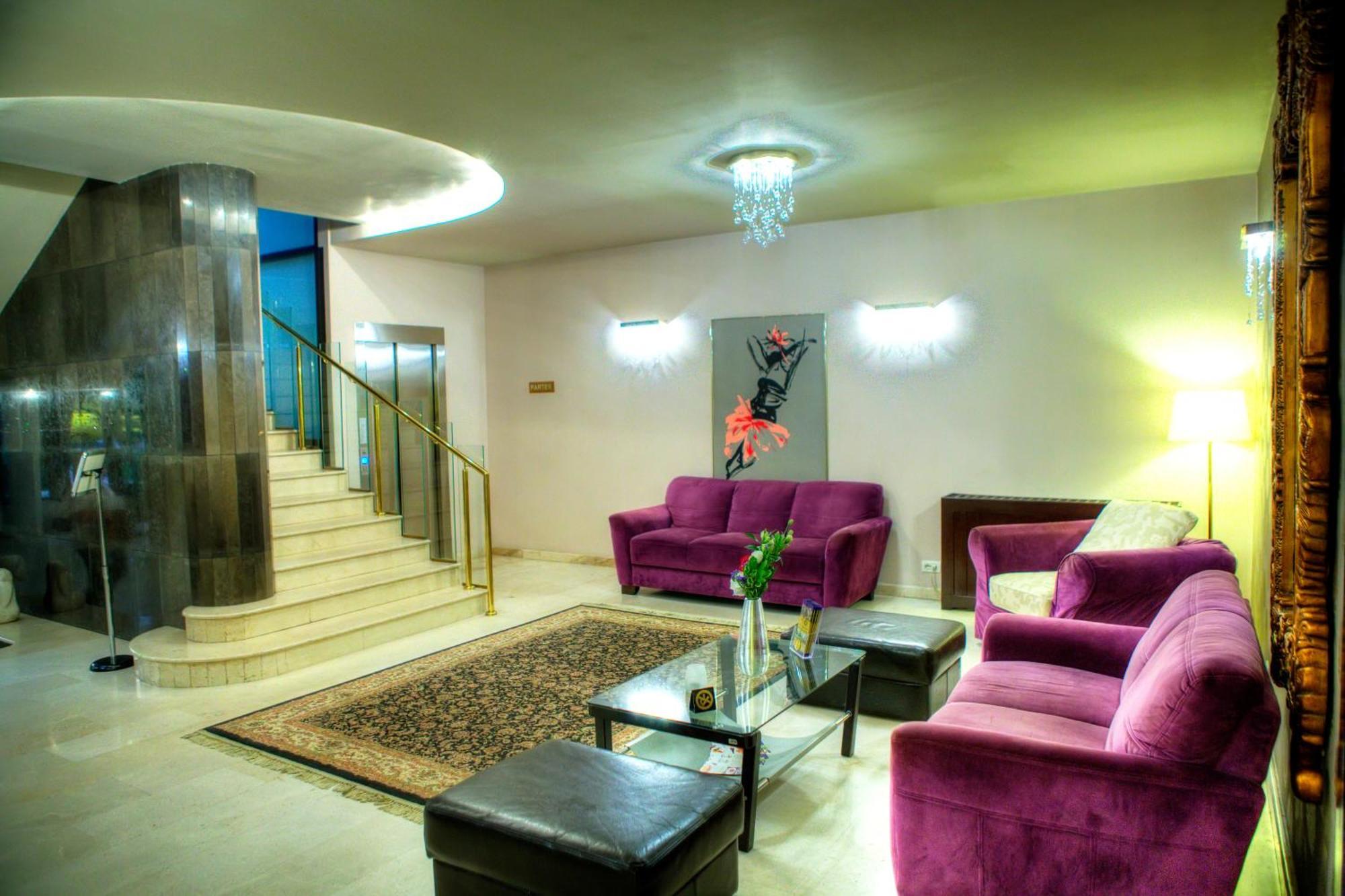 Hotel Dumbrava Bacău Eksteriør billede